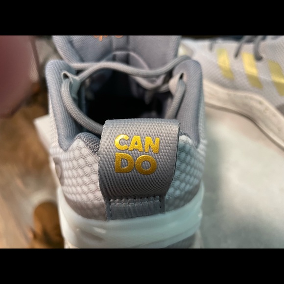 Adidas exhibit A Candace Parker shoes w size 7.5 - Picture 2 of 7